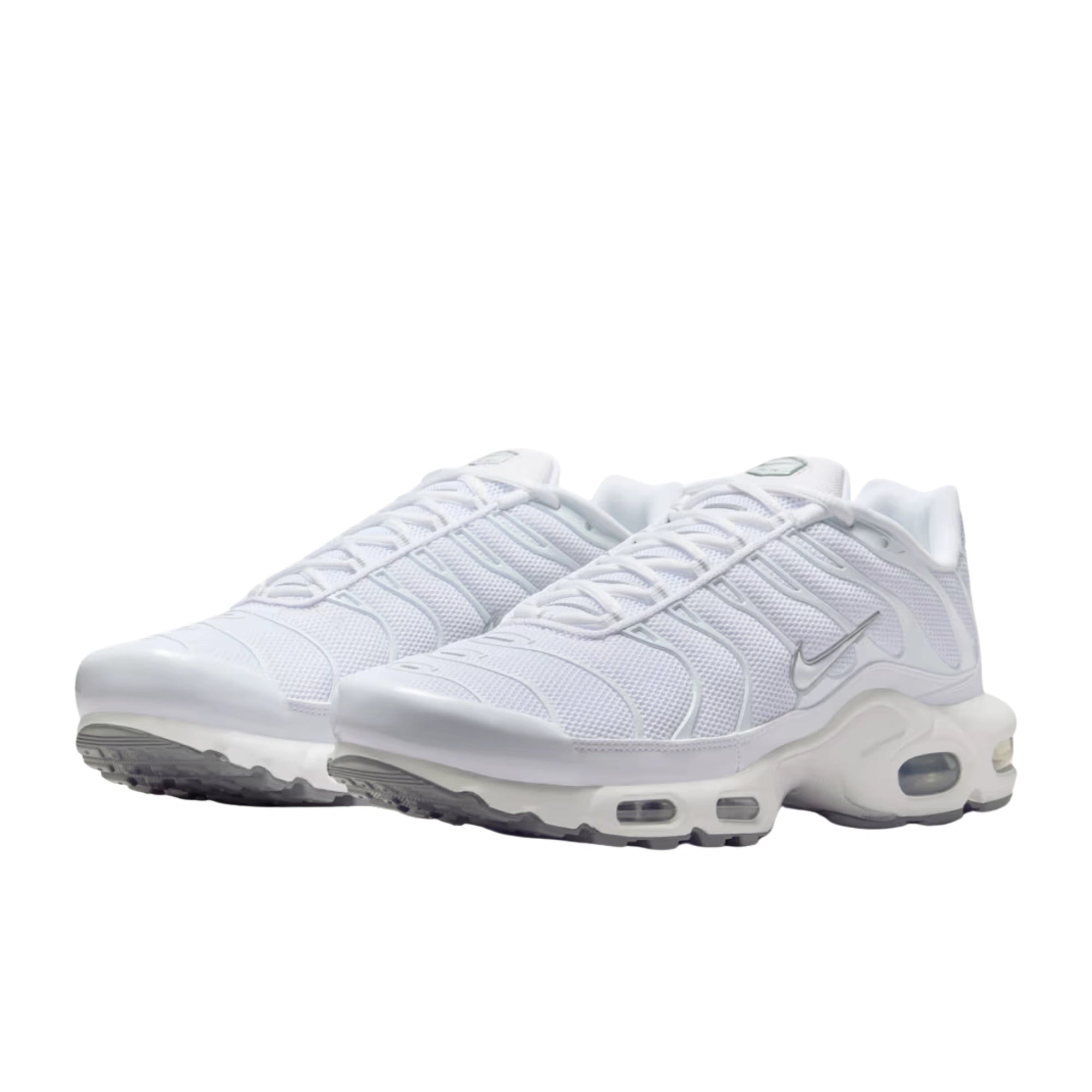 AIR MAX PLUS TRIPLE WHITE