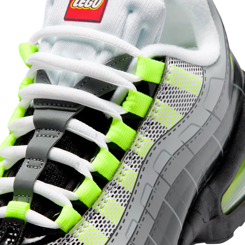 AIR MAX 95 X LEGO