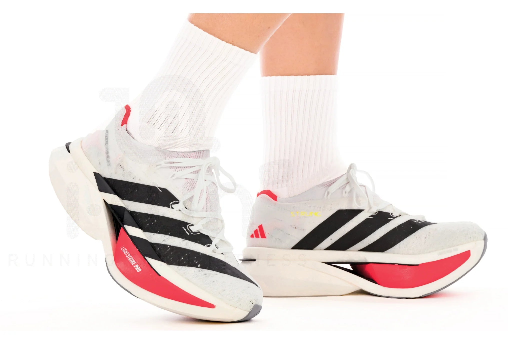 ADIZERO PRIME X3 STRUNG WHITE/BLACK
